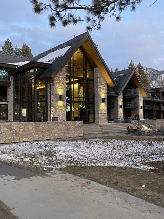 미국 서부 최고의 리조트 , “에지우드 타호”