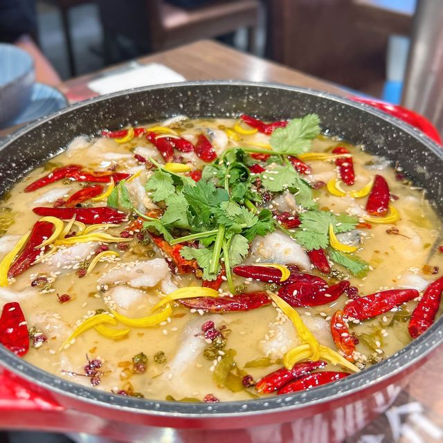 【麻酸香辣啖啖肉🔥招牌冷鍋酸菜魚】
