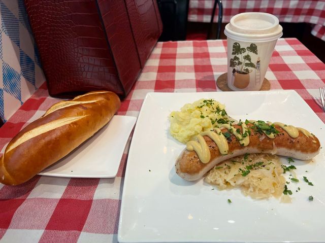 CAFE! COFFEE! KAPE! KOPI! TOFFEE CAFE!😎🤭😉
