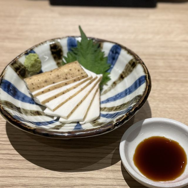 【大阪・東梅田】蕎麦本来の香りを楽しめる「石挽き十割蕎麦 玄盛 東梅田店」