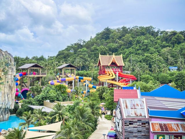 สนุกกับสวนน้ำระดับโลก​ ใหญ่ที่สุดในภูเก็ต