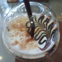ดื่มกาแฟชิลๆ ที่ร้าน "F.A.C.T"☕️