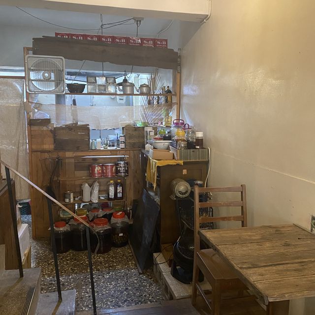台中｜位於住宅巷內的文青咖啡館☕️ 食いしん坊