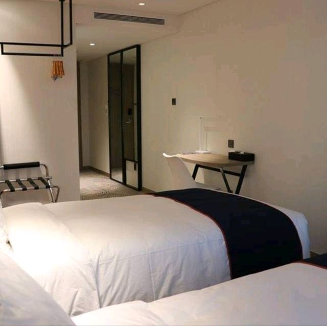 弘大CP 值高酒店
💜Holiday Inn Express Seoul Hongdae