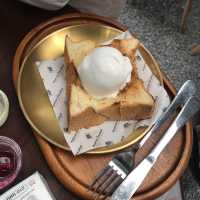 ขนมหวานน้ำตาลไหม้ (ยะลา)