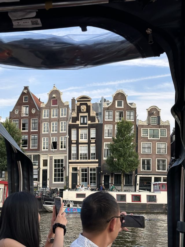 Canal Cruise, the best way to explore amsterdam 🇳🇱🚤 