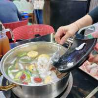 油麻地黎個椰子雞鍋打邊爐🍲凍冰冰岩曬