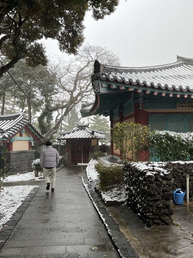 제주가 생긴 유래를 볼 수 있는 유적지 ‘삼성혈’ 