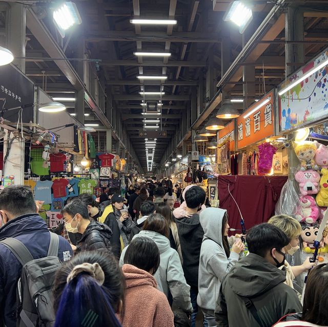 【台湾/台北】台湾旅行で外せない、地元の方も観光客も多く訪れる大人気スポット「士林夜市」