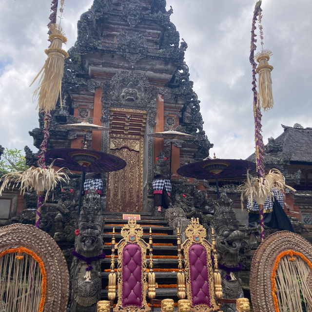 ウブド地区　【Ubud Water Palace】
