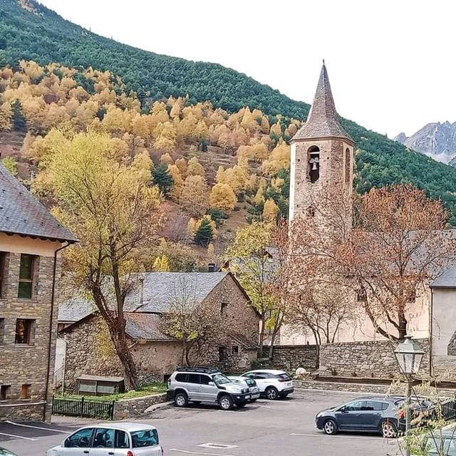 Vielha Spain during autumn 🍁