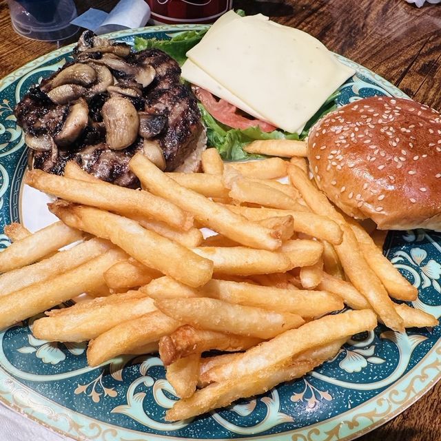 美國｜佐治亞州 美國家庭料理餐廳：）好吃漢堡排