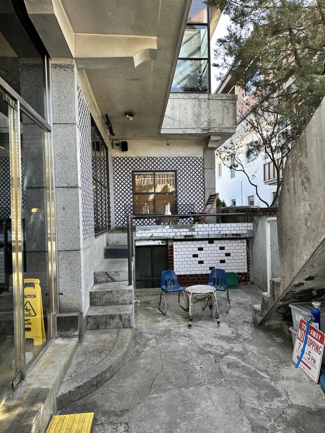 장안문 뷰 커피 맛집, 정지영 커피 로스터즈 장안문점☕️