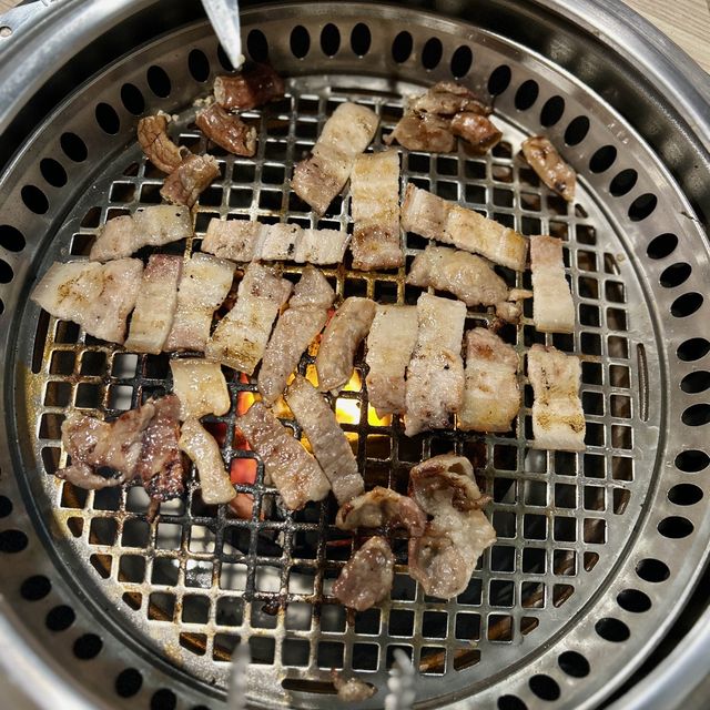 Kwang han roo บุฟเฟต์หมูเกาหลีที่โคเรียทาวน์