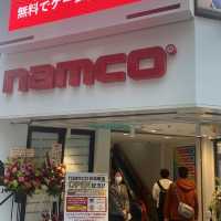 秋葉原-主力打電玩遊戲