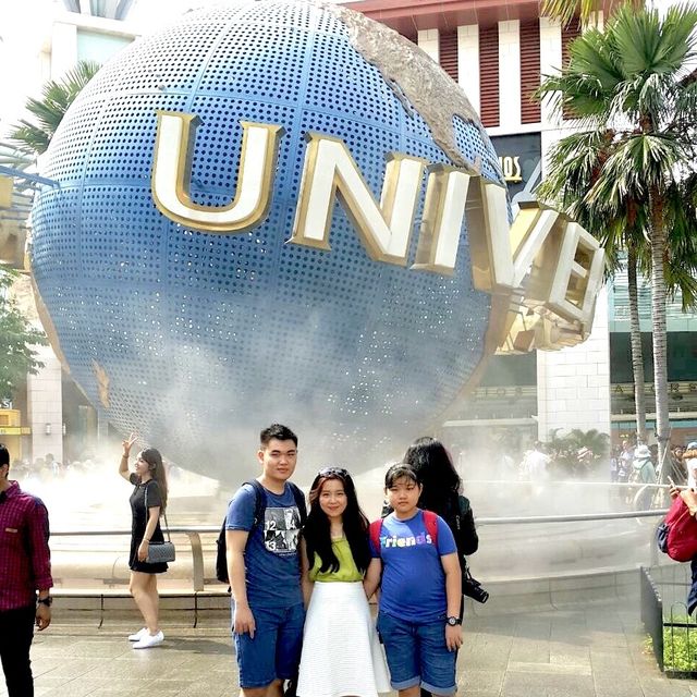 Super fun day at USS☺️⚡️💞