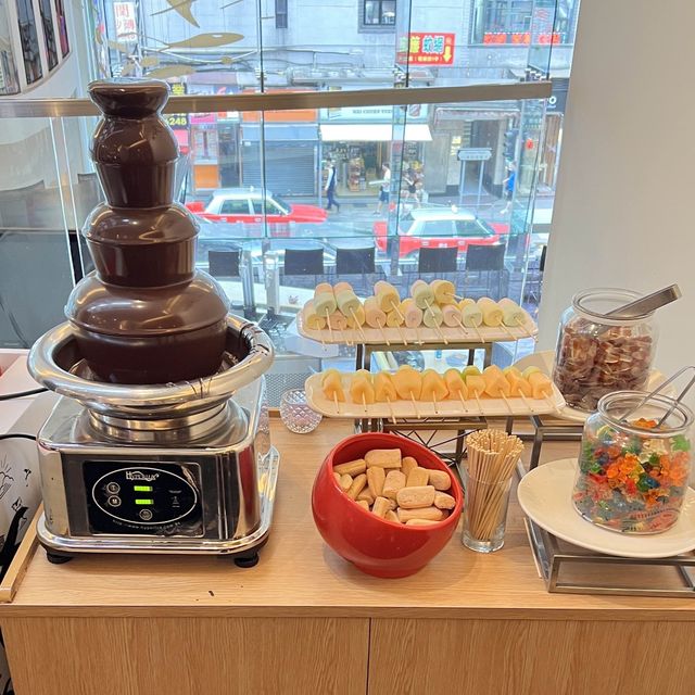 週末午市自助餐連小朋友自製pizza - 香港諾富特世紀酒店 週末午市自助餐連小朋友自製pizza - 香港諾富特世紀酒店