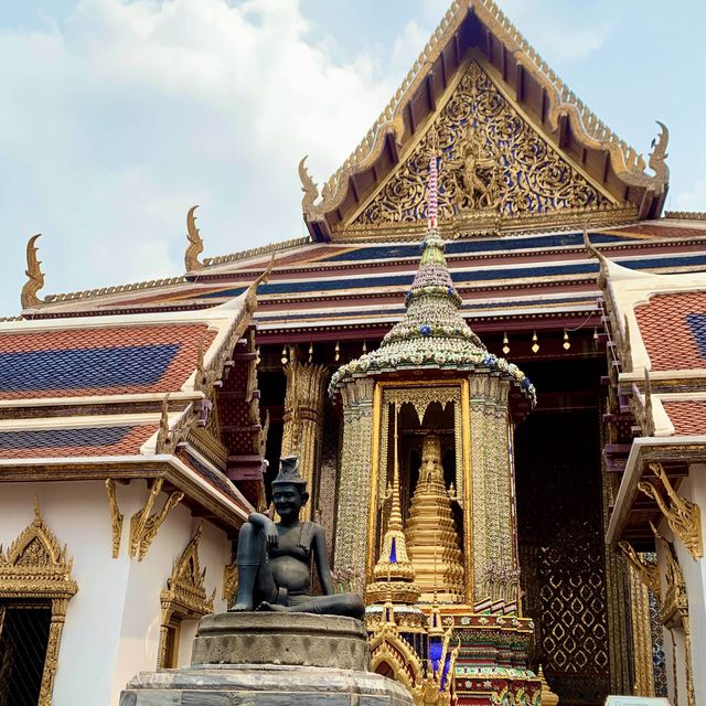 JAW DROPPING 🩵 Wat Phra Kaew! 🙌🏻✨