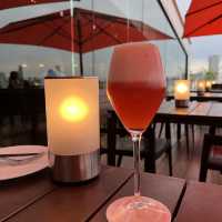 오모테산도에서 즐기는 시티뷰 루프탑 바, Two Rooms Grill Bar