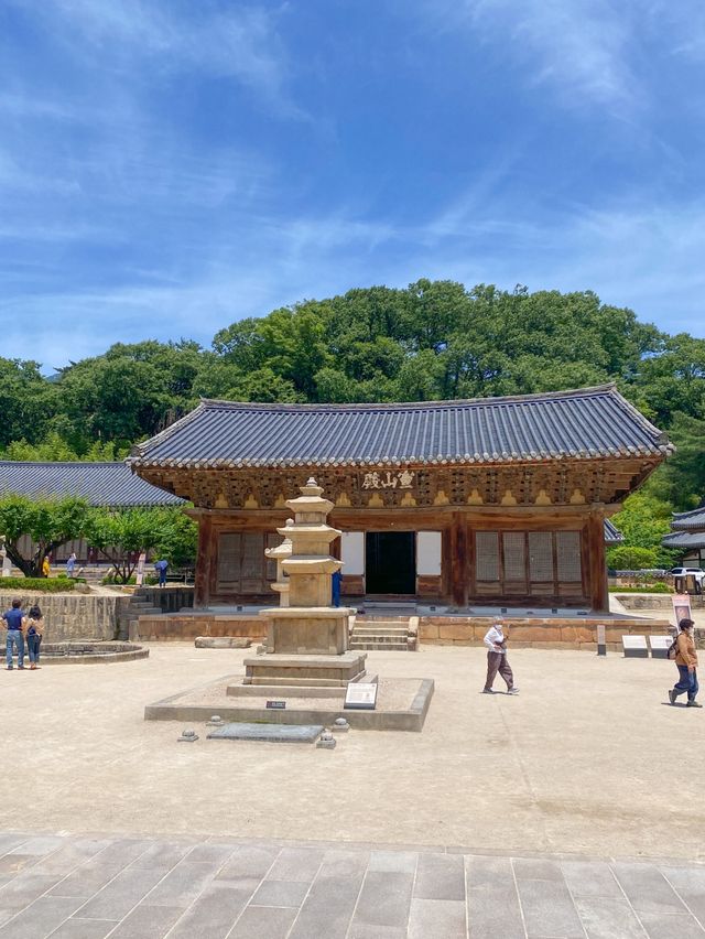한국 3대 사찰 중 하나, 양산 통도사