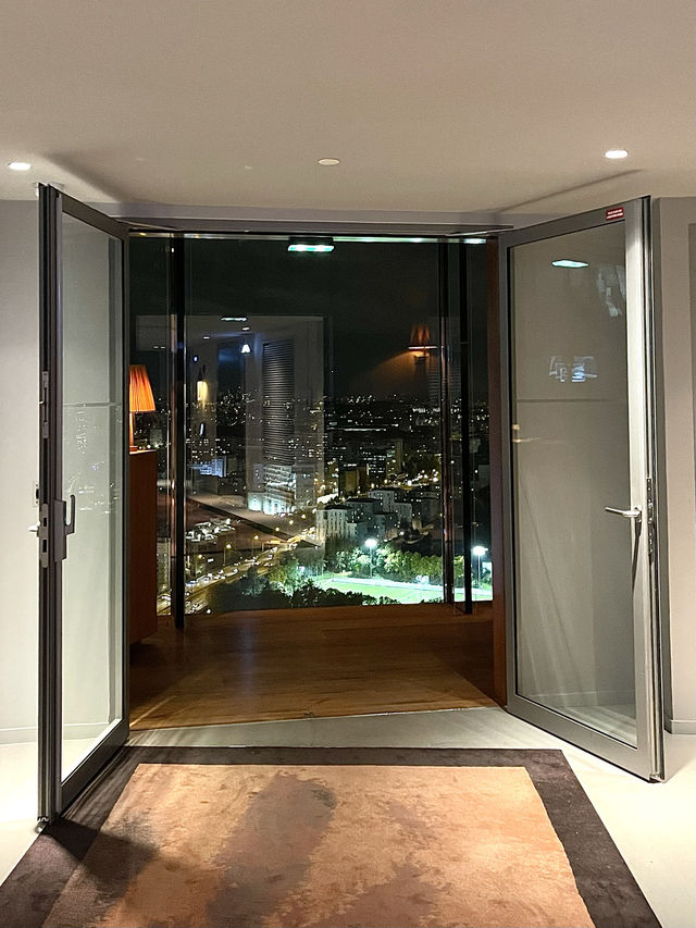 法國巴黎氣氛絕佳高空餐廳-TOO Restaurant