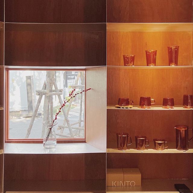 KINTO：一家讓人放鬆的咖啡店，快來看看！