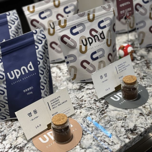 명동 카페 upnd 어펜드커피로스터스