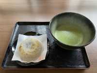 福岡・太宰府。お茶屋さんでゆっくり梅ヶ枝餅をいただく『お石茶屋』