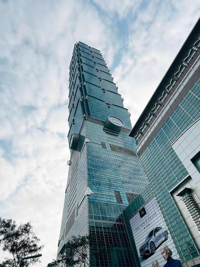 台北101👣不限時的俯瞰整個台北市✨
