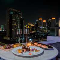 Akara Bangkok 🏢✨