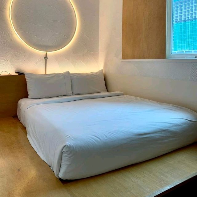 Momo's Hotel