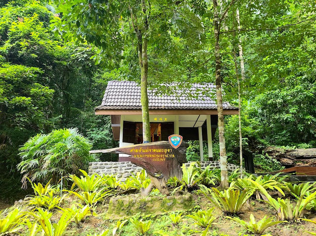 Khao Phanom Bencha National Park