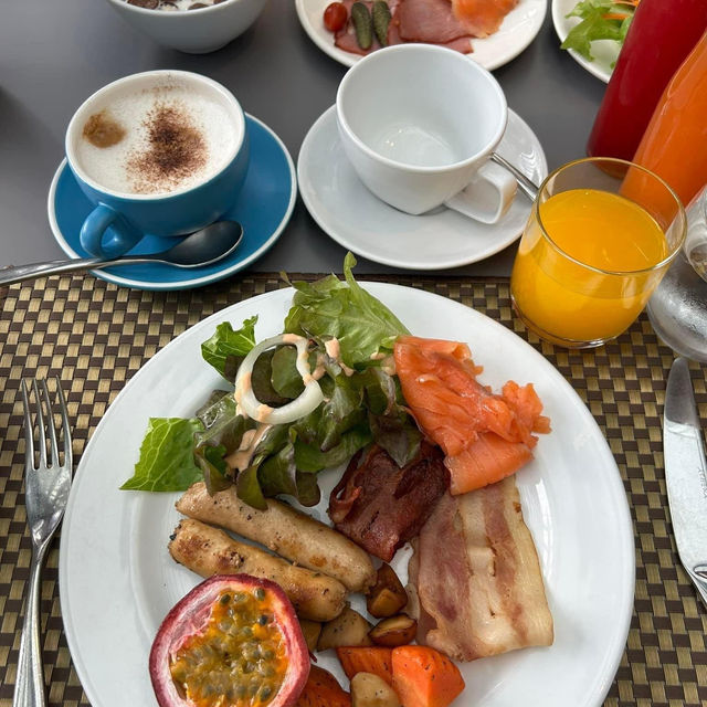 รีวิว 𝗜𝗻𝘁𝗲𝗿𝗖𝗼𝗻𝘁𝗶𝗻𝗲𝗻𝘁𝗮𝗹 หัวหิน