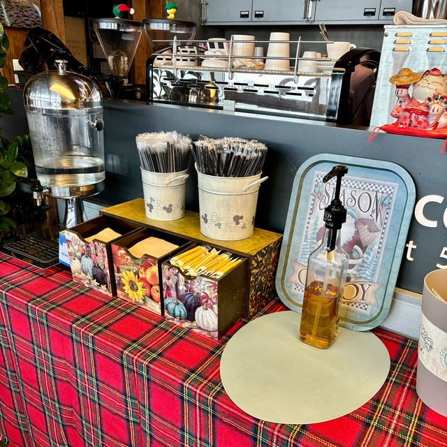 【釜山・釜山港】テラスからフェリーが眺められる「COCO COFFEE」