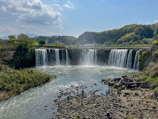 気軽に立ち寄れる原尻の滝