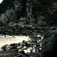 黑沙灣海灘：風光旖旎