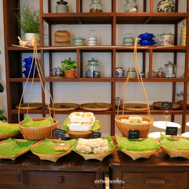 บ้านข้าวหนม คาเฟ่ขนมไทย ที่กิน ที่เที่ยว อยุธยา