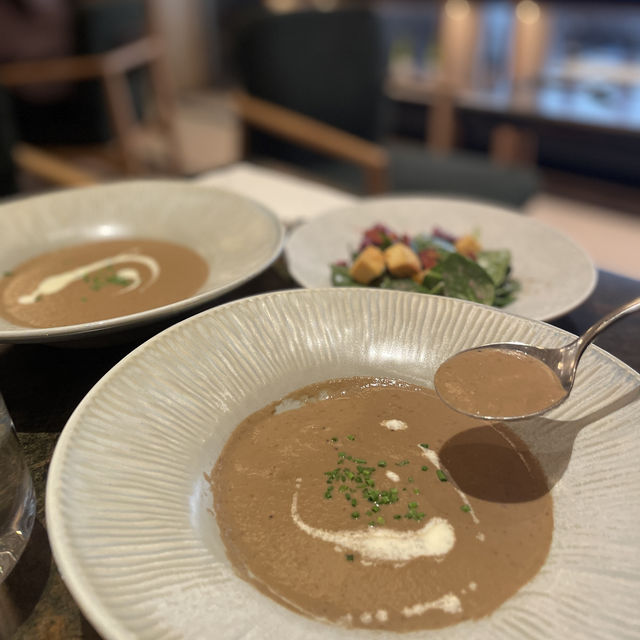香港島高質半自助午餐
