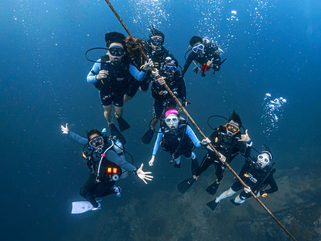 เรียนดำน้ำลึกกับ Koh Tao Scuba Club