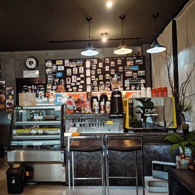 🍶 BOON COFFEE ร้านกาแฟเล็กๆ แต่อบอุ่น