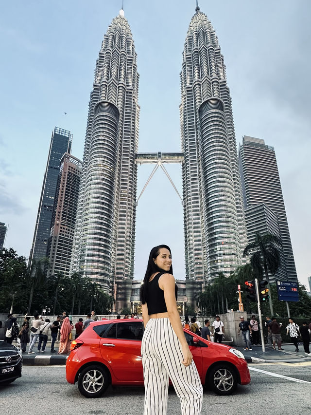 The Iconic Petronas Twin Towers and the secret behind the gorgeous photos