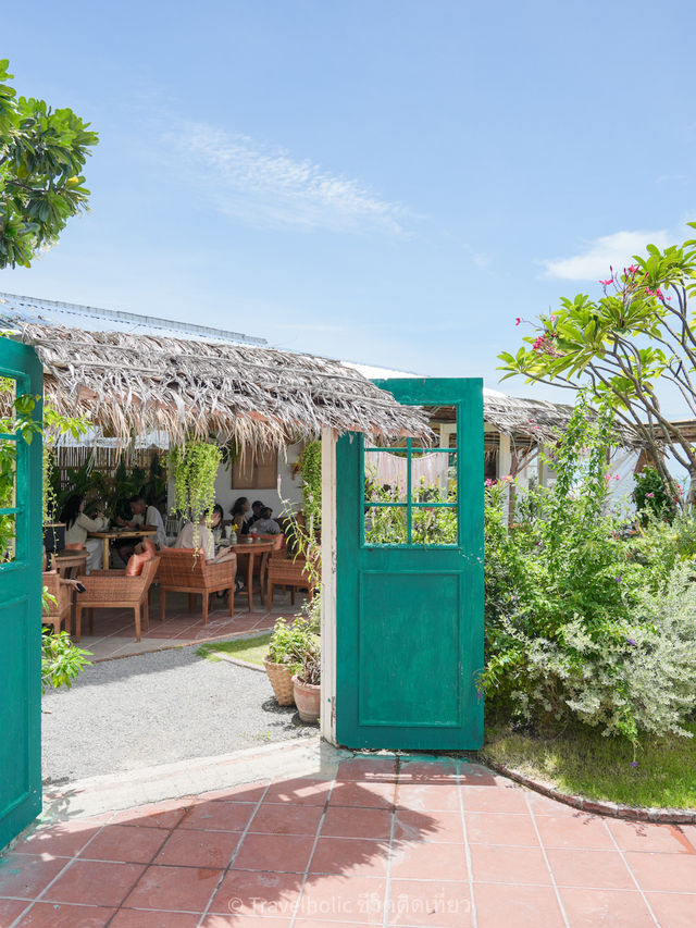 Chaplu Cafe & Restaurant คาเฟ่หัวหิน Vibe ดีมากกกก
