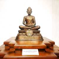 วัดที่ประทับ ขณะทรงผนวชของกษัตริย์ 5 พระองค์