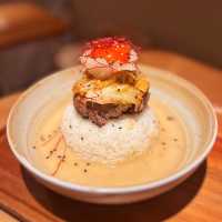 【招牌必點 和牛漢堡蘭王蛋丼飯】