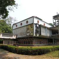 วัดสวนโมกข์ สุราษฎร์ธานี