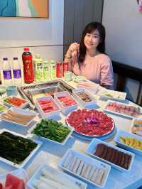 「深圳超市型平價火鍋，鮮牛肉低至¥18！」有k 唱有牌打