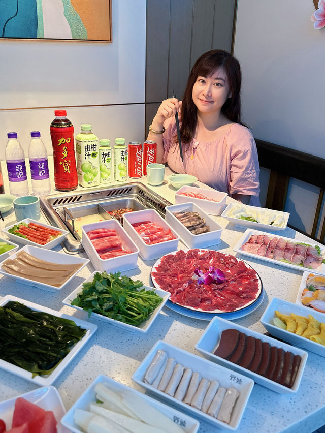 「深圳超市型平價火鍋，鮮牛肉低至¥18！」有k 唱有牌打