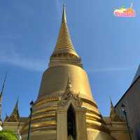 The Temple of Emerald Buddha: Bangkok’s Iconic Temple Wonder