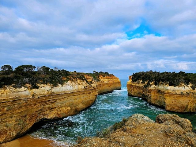 Road Tripping to the Twelve Apostles: The Ultimate Coastal Adventure!