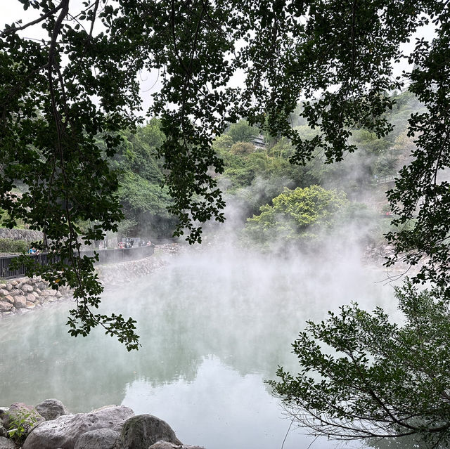 【北投】地熱谷公園：硫磺煙霧瀰漫、附近煮溫泉蛋超好玩！
